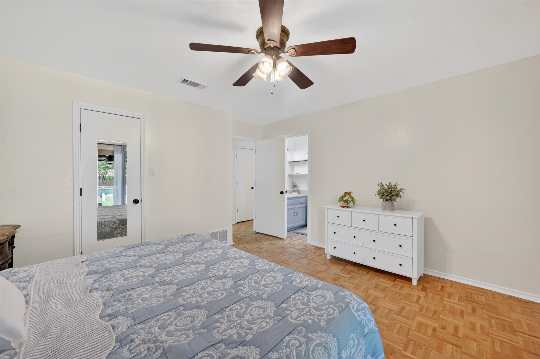 2701 Chebi Lane Denton TX 76209