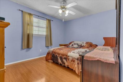 905 SE 3rd Street Grand Prairie TX 75051