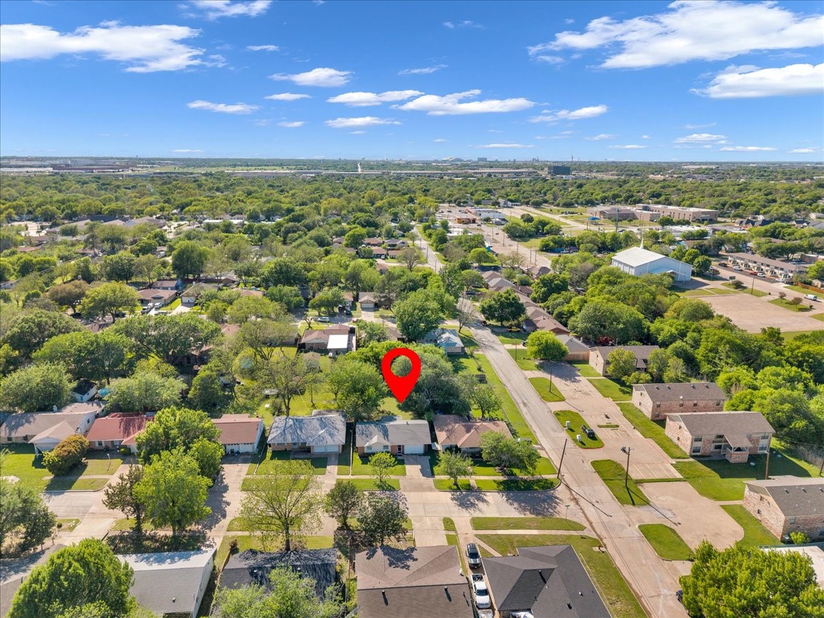 905 SE 3rd Street Grand Prairie TX 75051