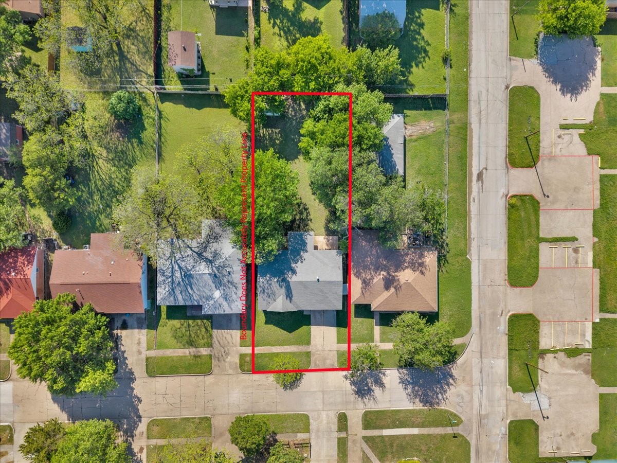 905 SE 3rd Street Grand Prairie TX 75051