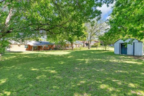 905 SE 3rd Street Grand Prairie TX 75051