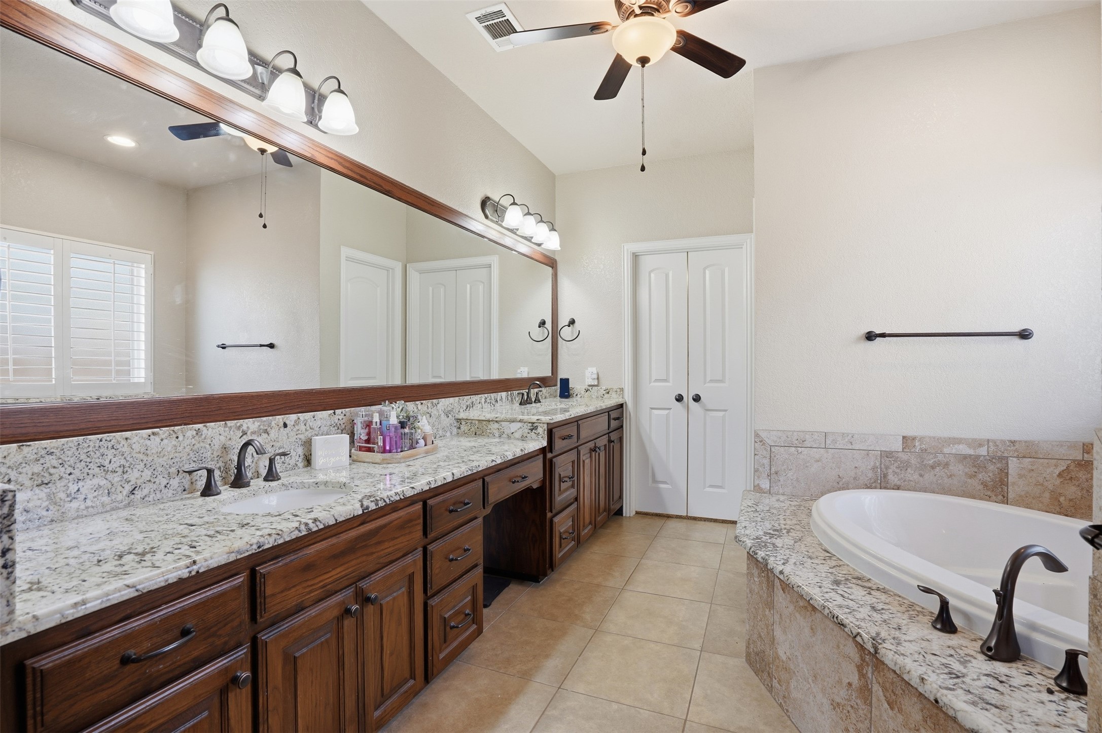 2219 Nottaway Drive Cleburne TX 76033
