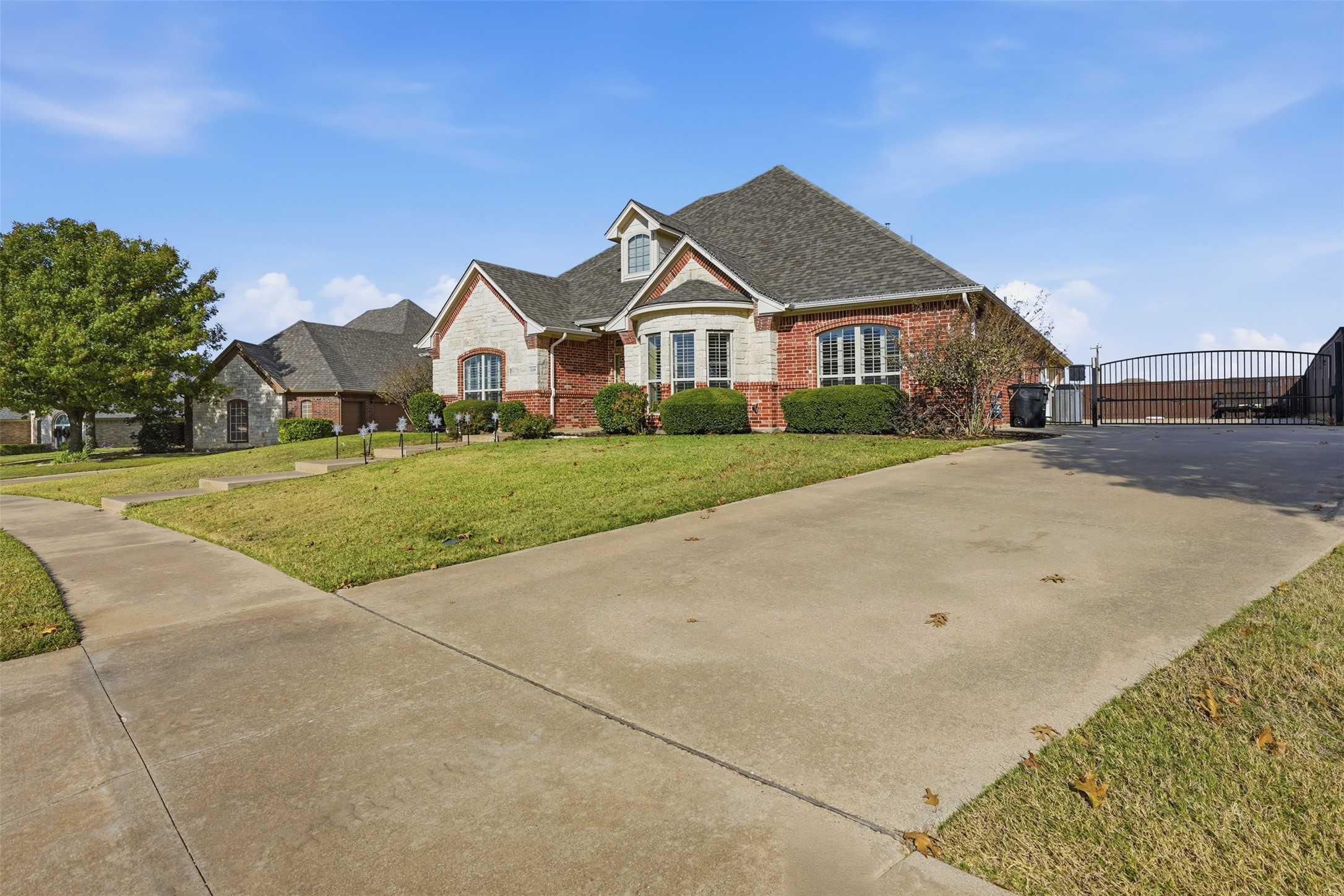 2219 Nottaway Drive Cleburne TX 76033