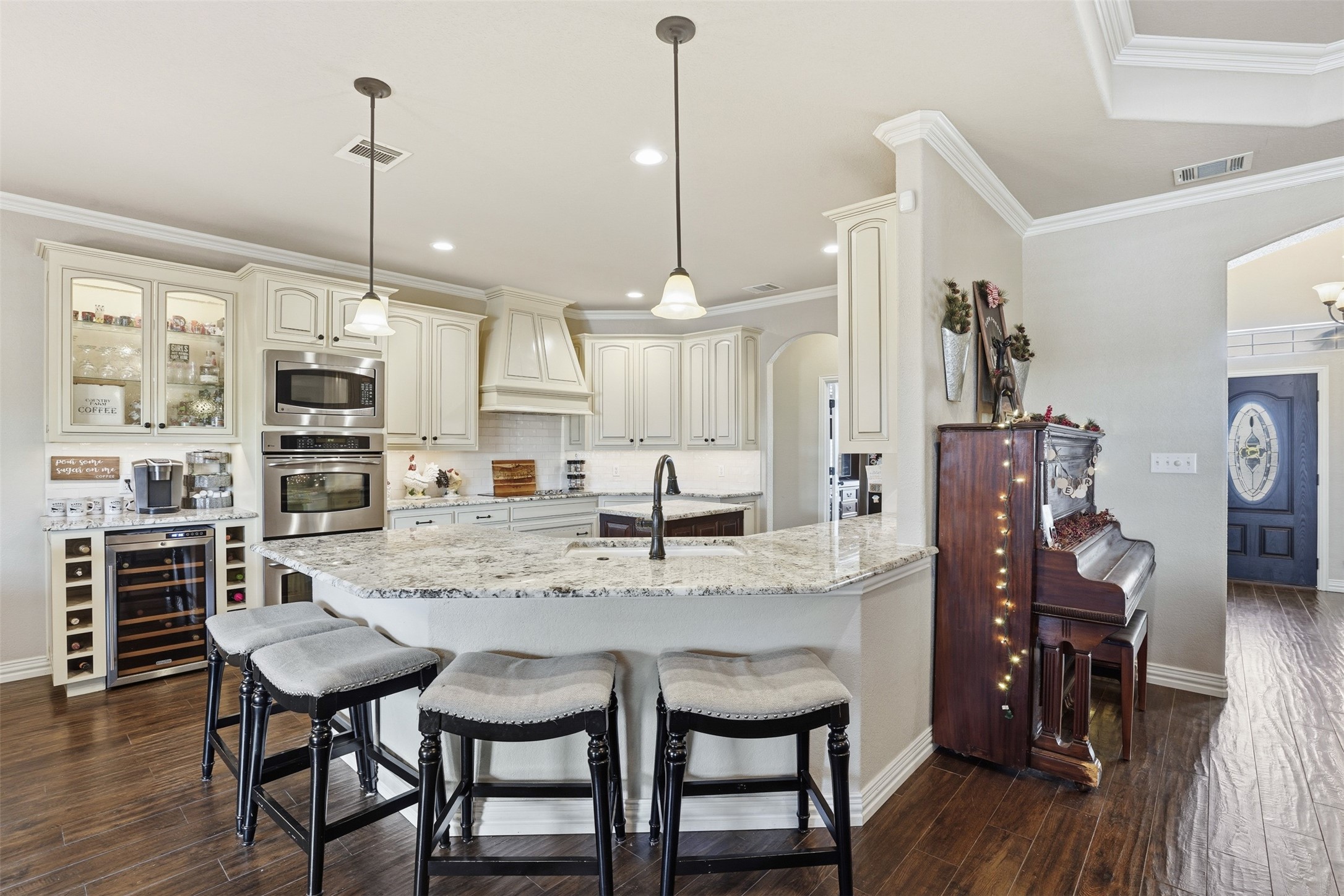2219 Nottaway Drive Cleburne TX 76033