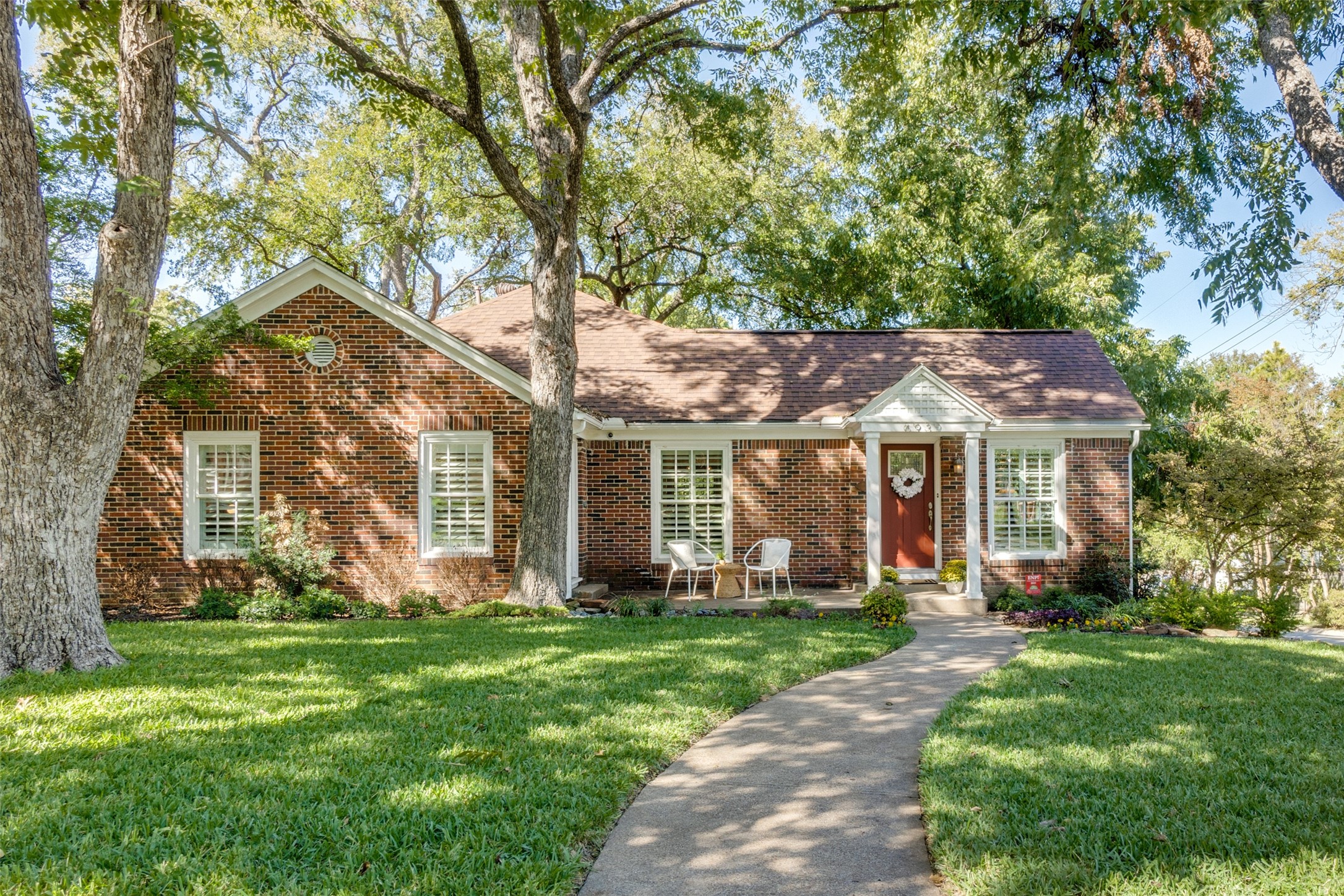 6939 Hammond Avenue Dallas TX 75223