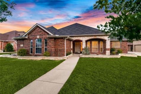102 Indian Paint Drive Justin TX 76247