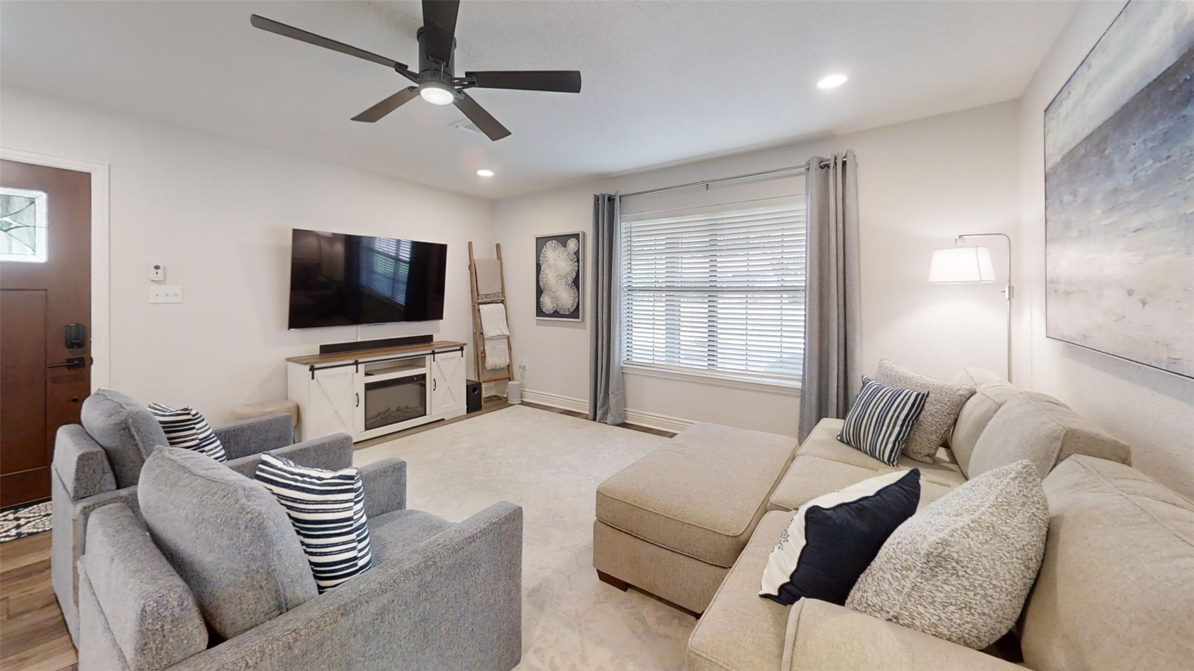 1425 Blackhawk Circle Granbury TX 76048