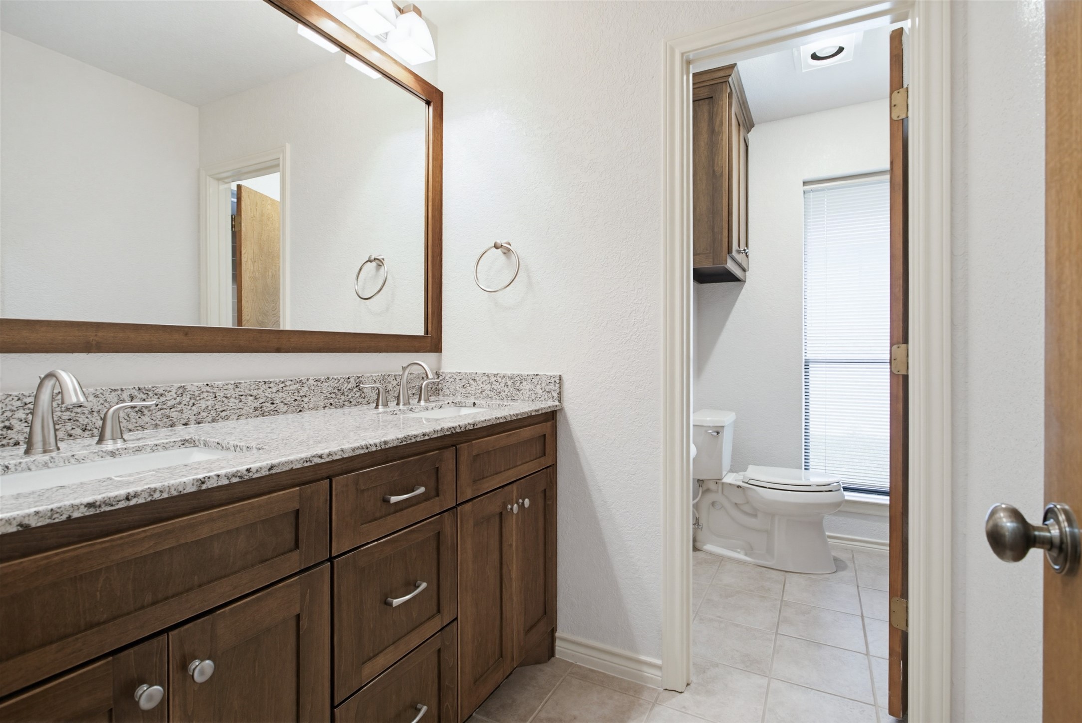 2905 Valleyview Drive Grapevine TX 76051