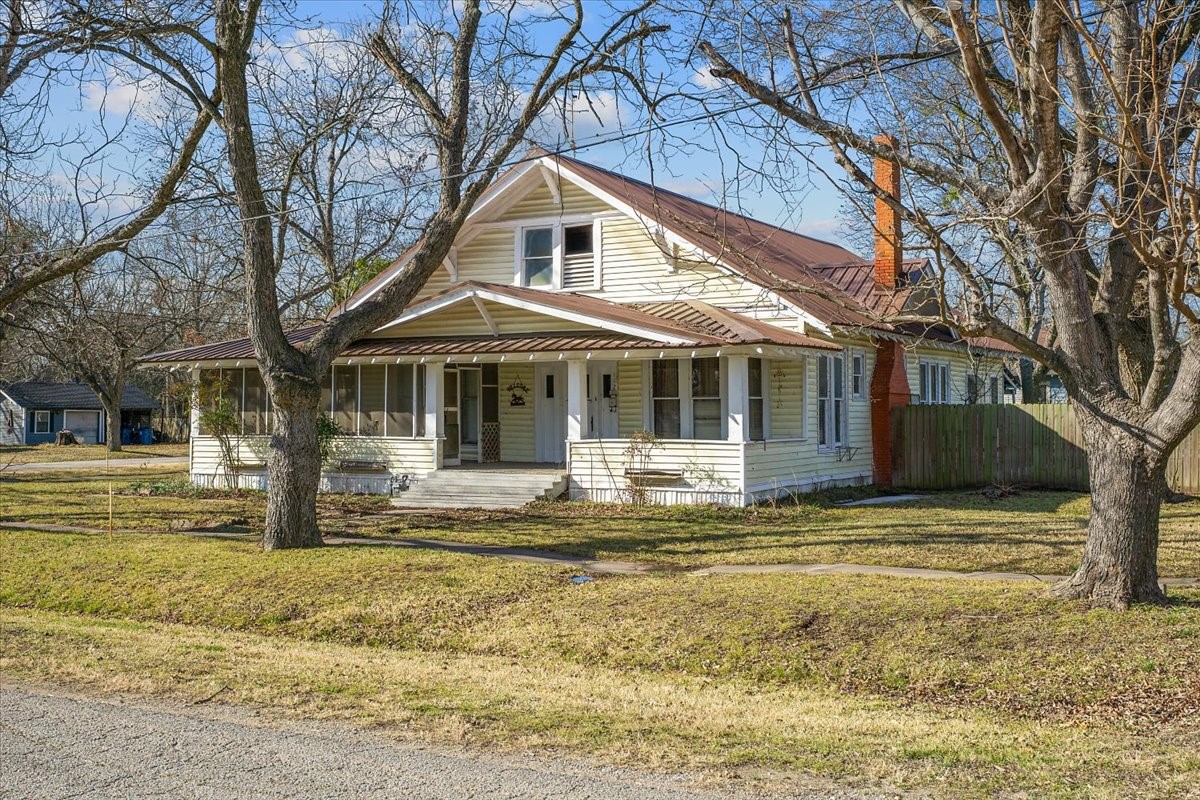 112 S Bonner Avenue Kerens TX 75144