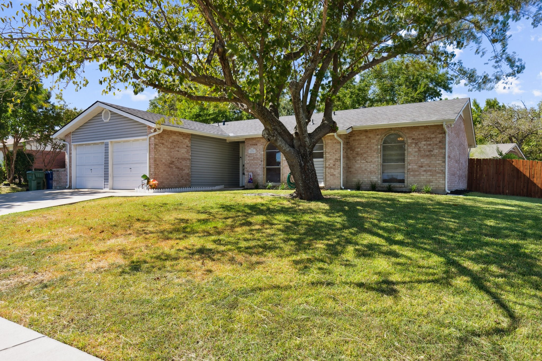 1731 Novel Circle Garland TX 75040