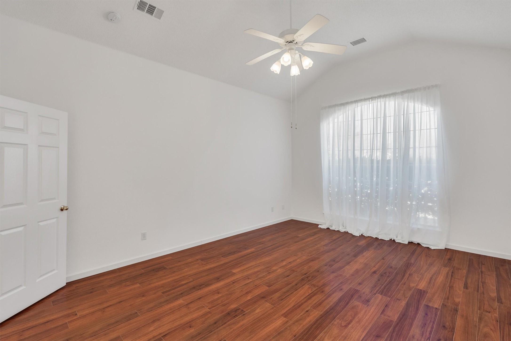 3204 Elmwood Drive Mesquite TX 75181