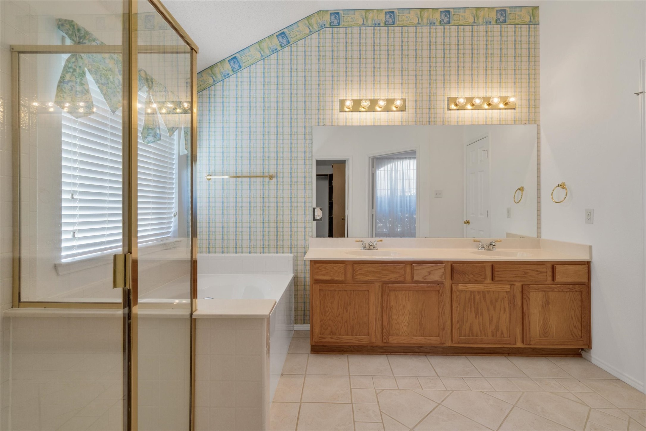 3204 Elmwood Drive Mesquite TX 75181