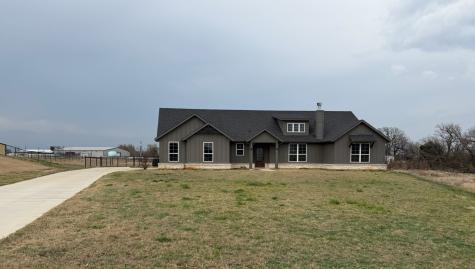 1035 Northern Oaks Court Springtown TX 76082