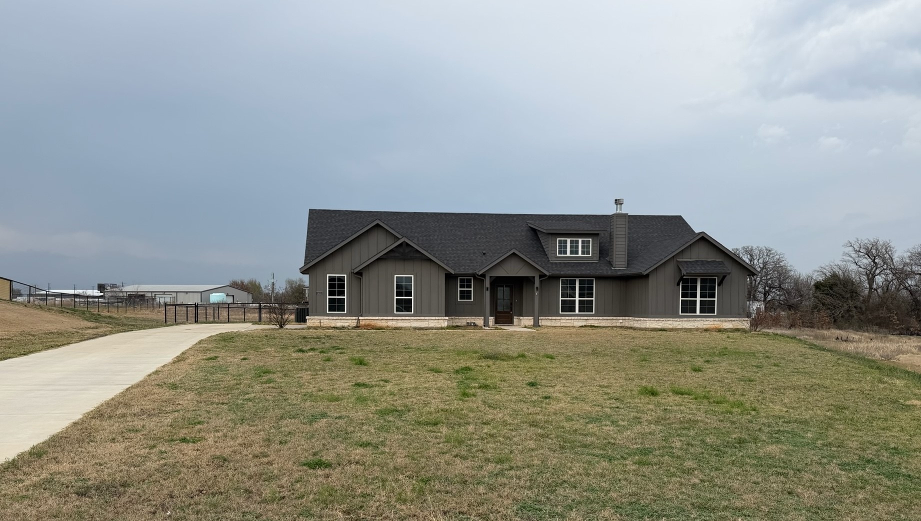 1035 Northern Oaks Court Springtown TX 76082