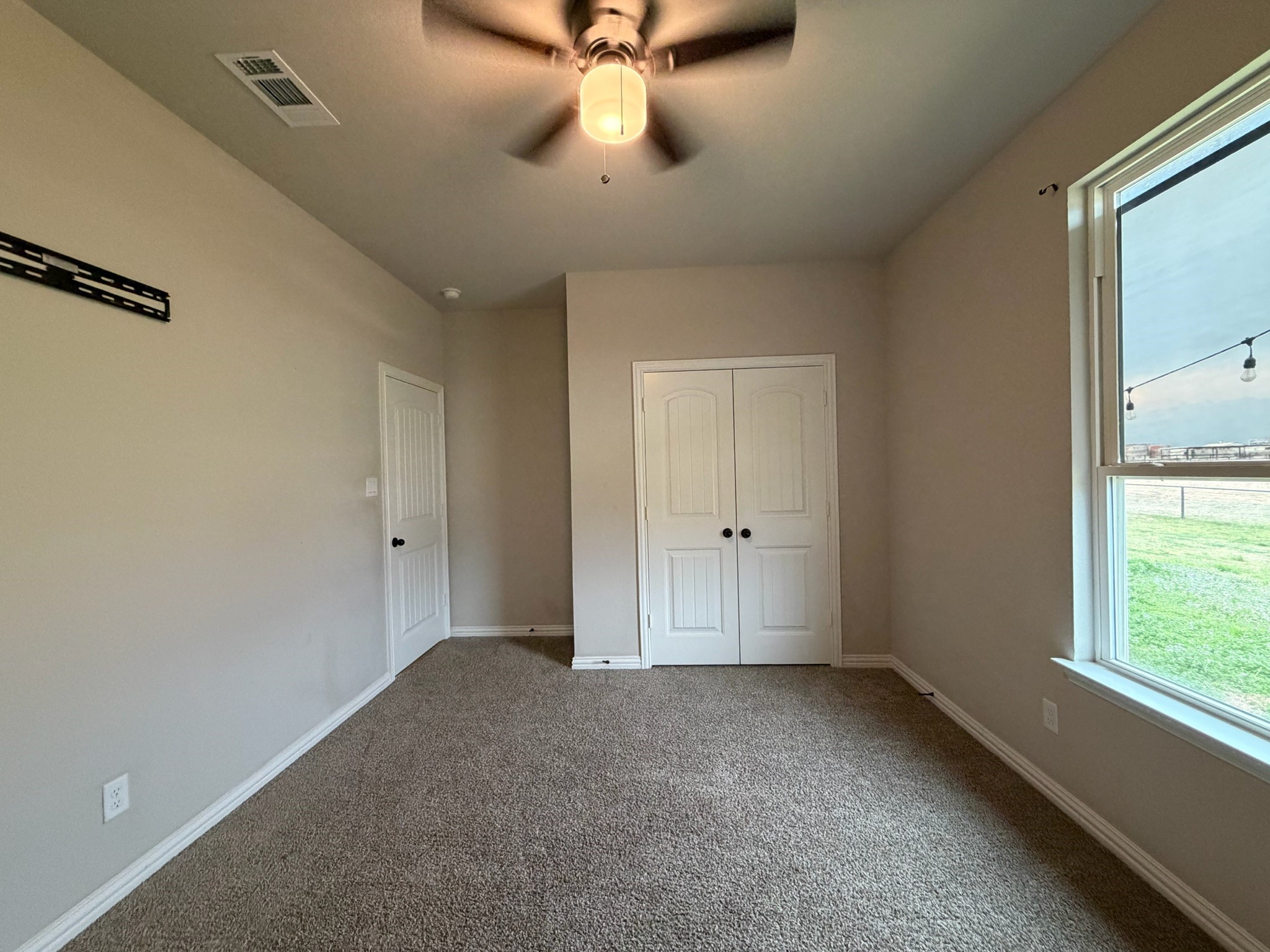 1035 Northern Oaks Court Springtown TX 76082