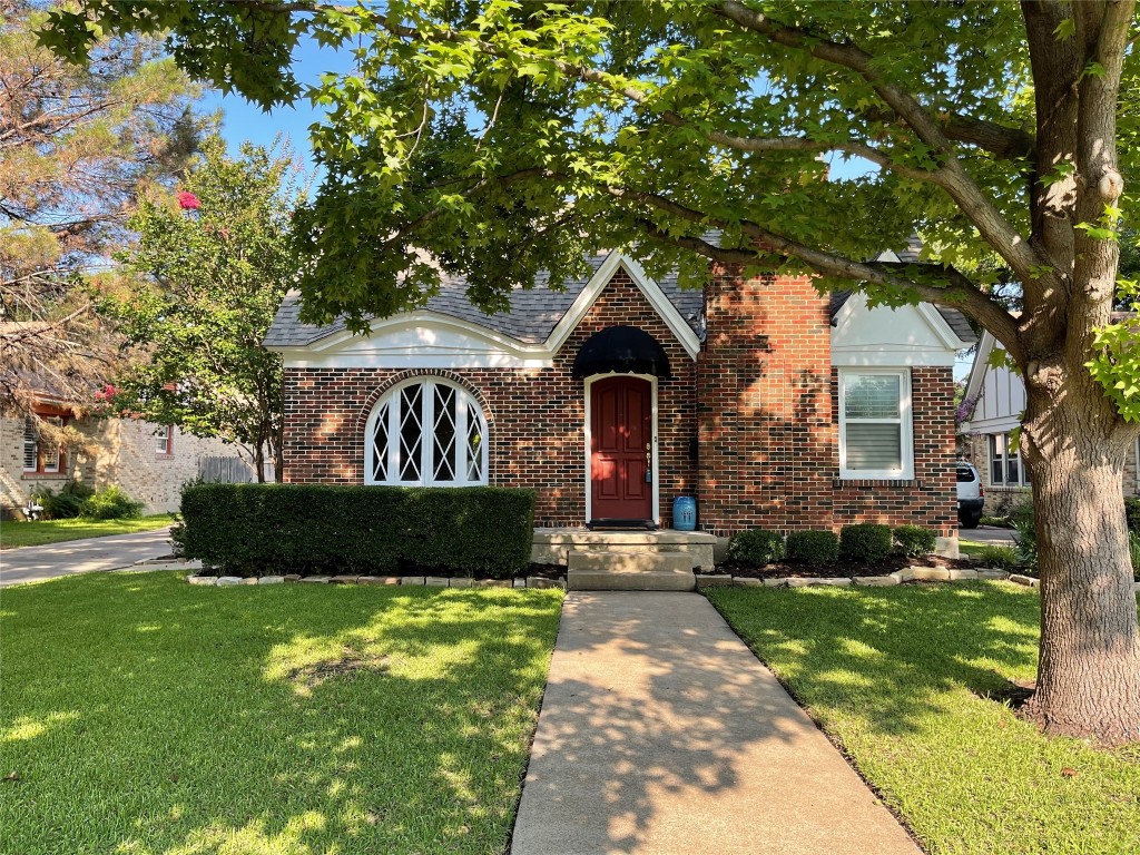 2130 Stanley Avenue Fort Worth TX 76110