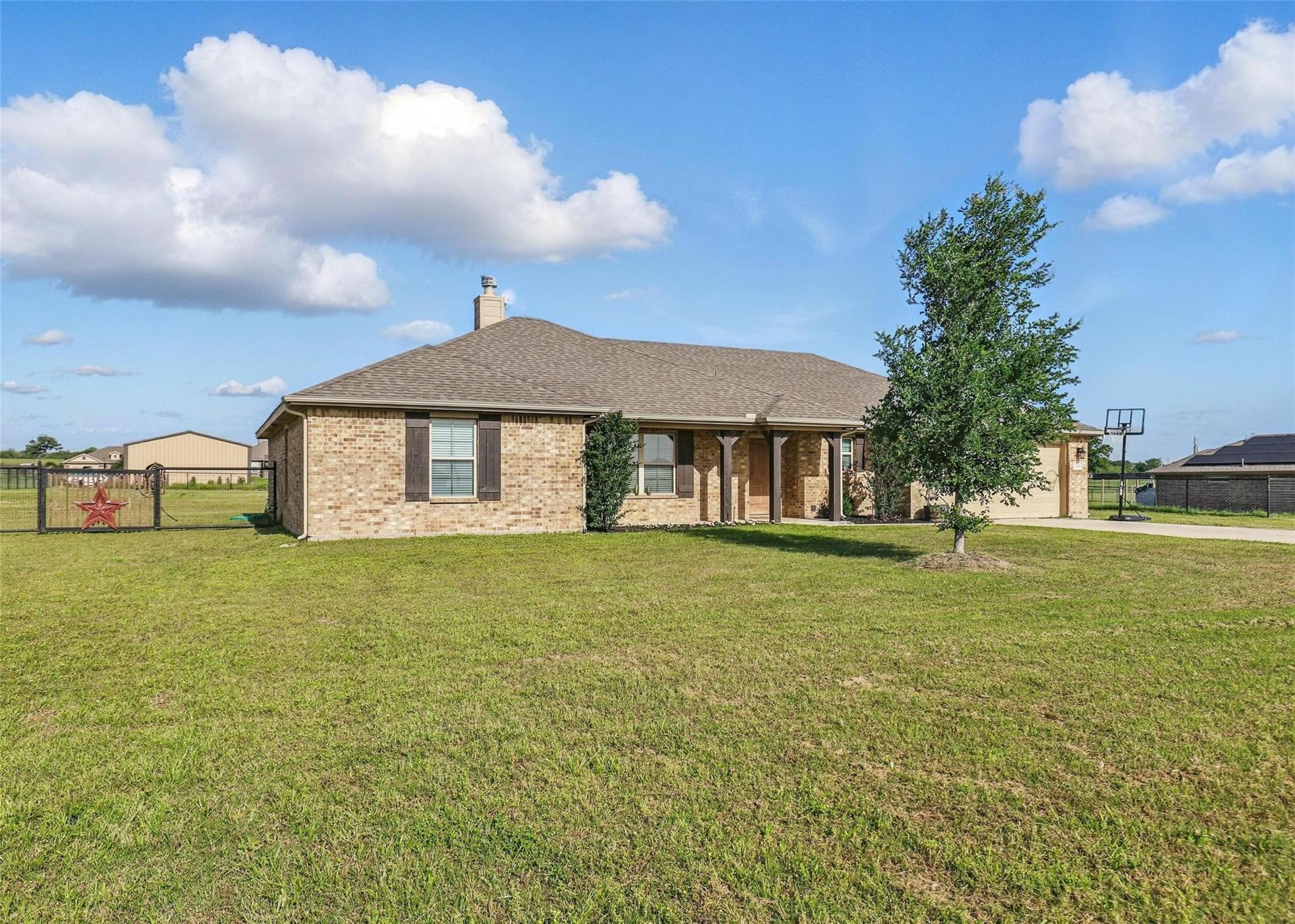 240 Springwood Ranch Loop Springtown TX 76082