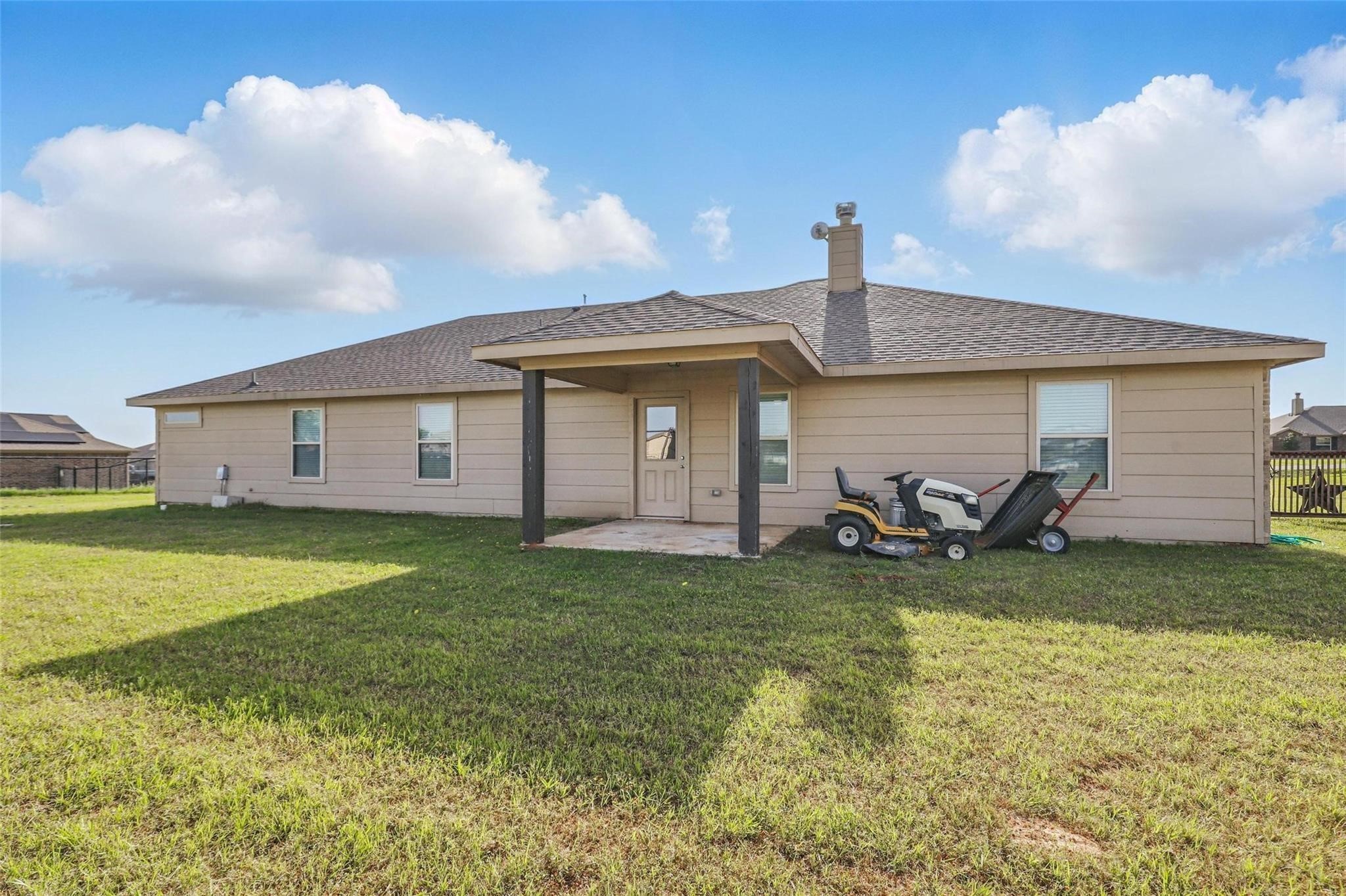 240 Springwood Ranch Loop Springtown TX 76082
