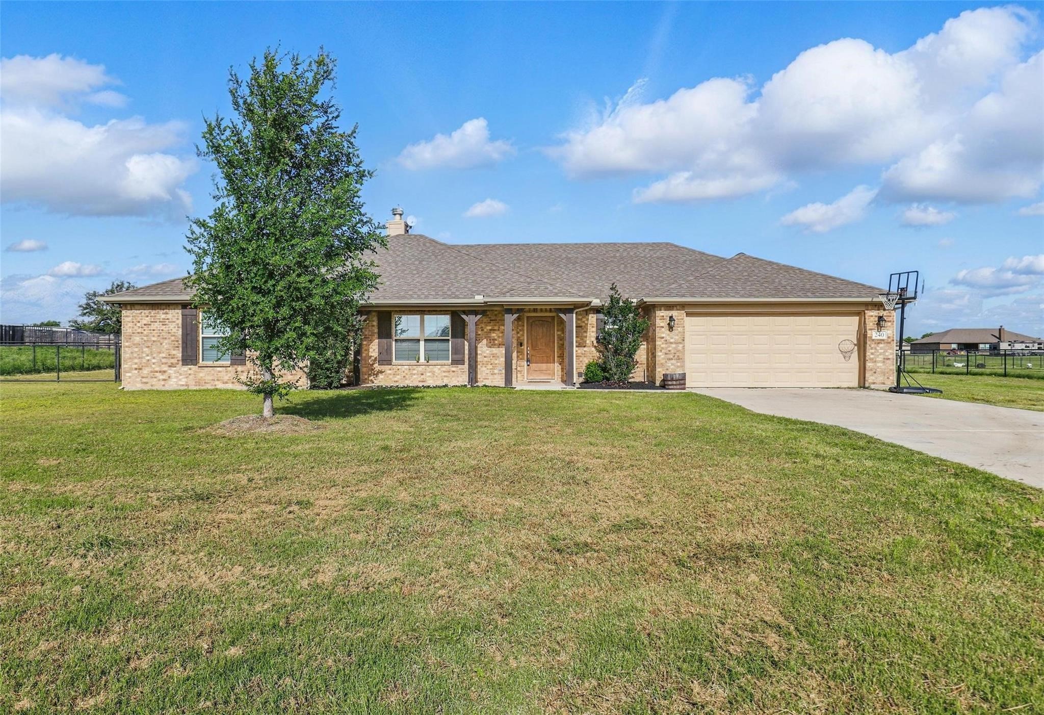 240 Springwood Ranch Loop Springtown TX 76082