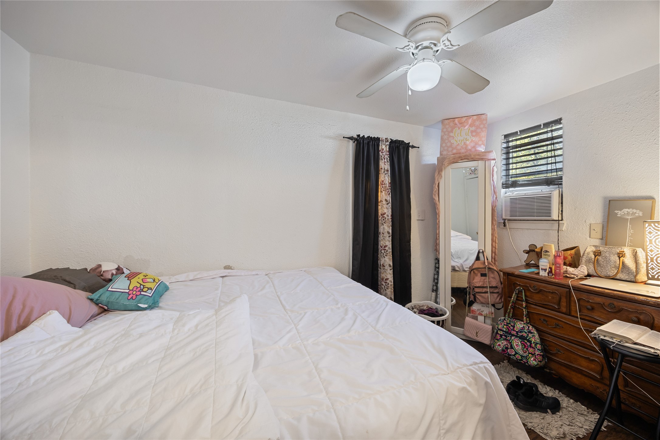 136 Private Road 7708 Emory TX 75440