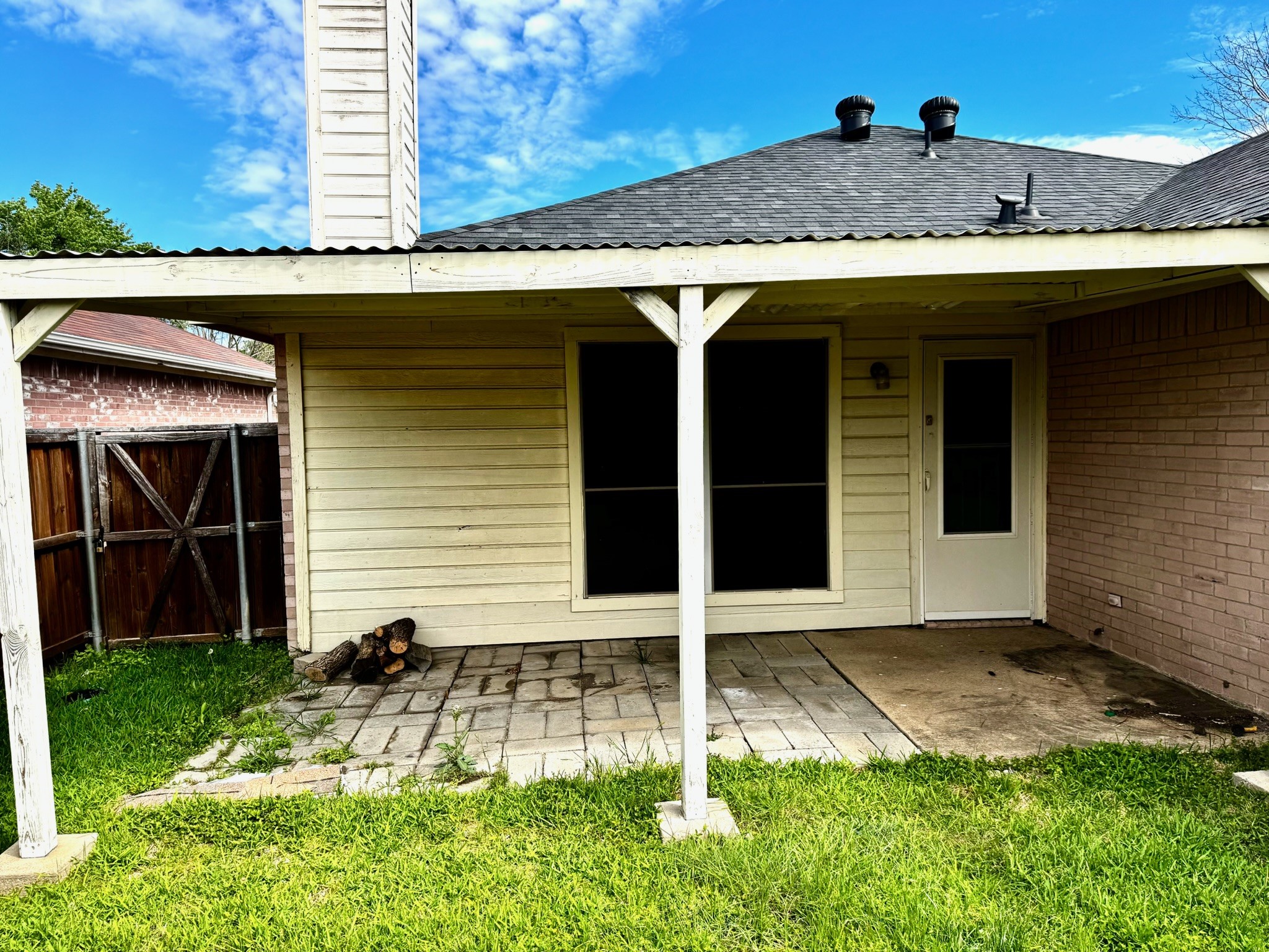 2836 Saint Johns Avenue Lancaster TX 75146