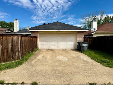 2836 Saint Johns Avenue Lancaster TX 75146