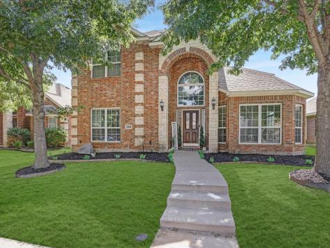 2010 Gardenridge Drive Glenn Heights TX 75154