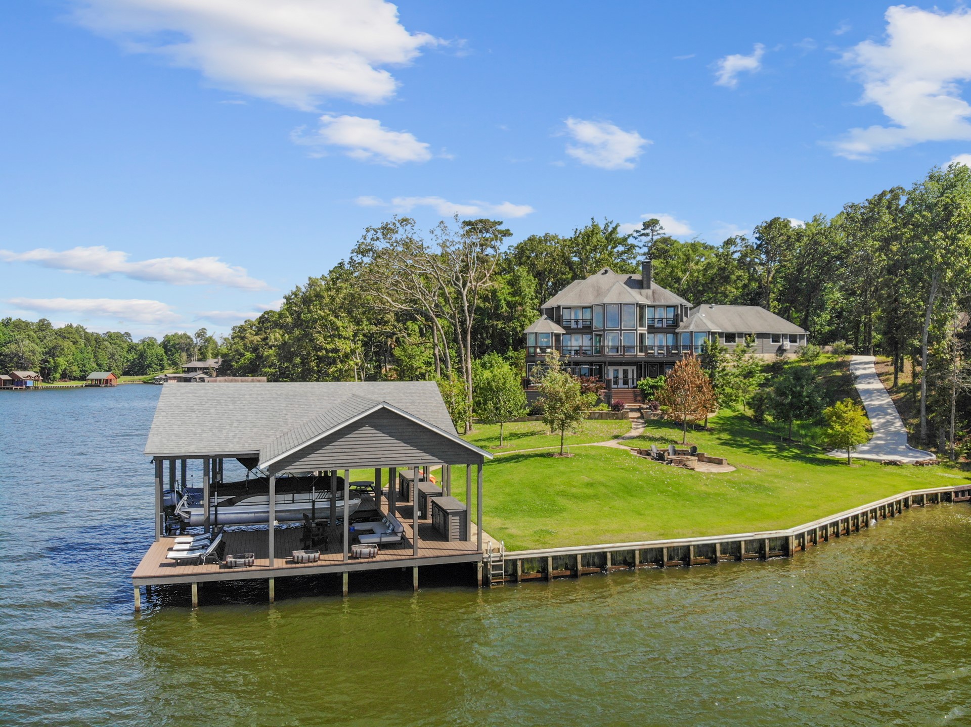 359 E El Dorado Scroggins TX 75480