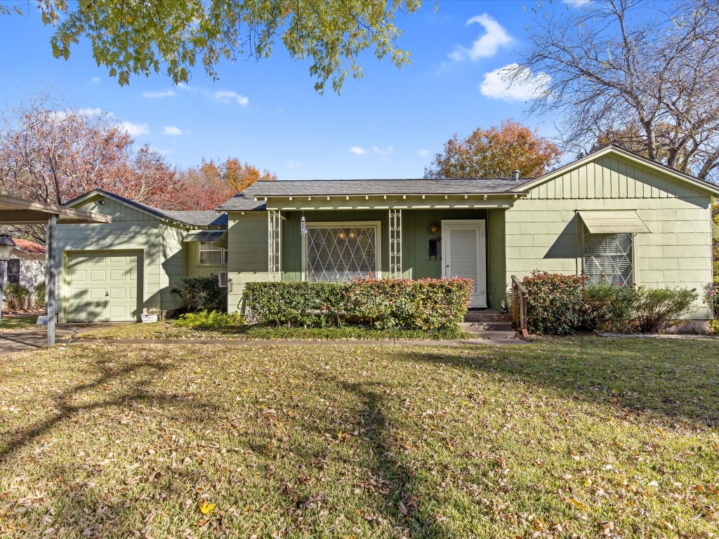 1004 Keith Pumphrey Drive River Oaks TX 76114