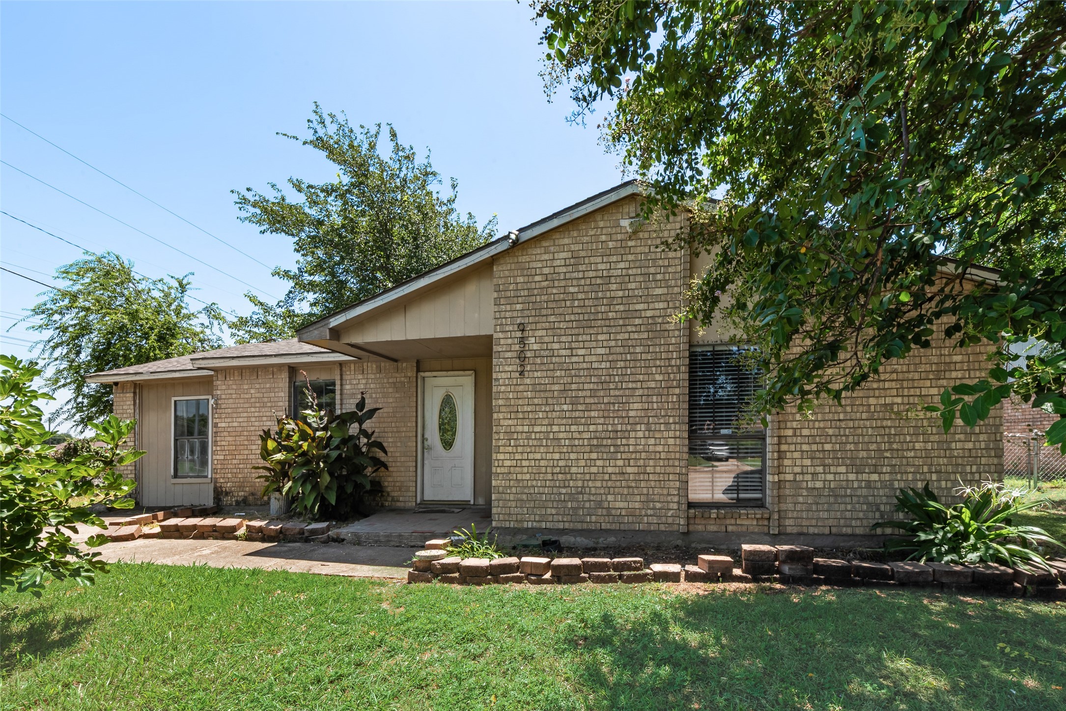 9502 Zelkova Circle Dallas TX 75249