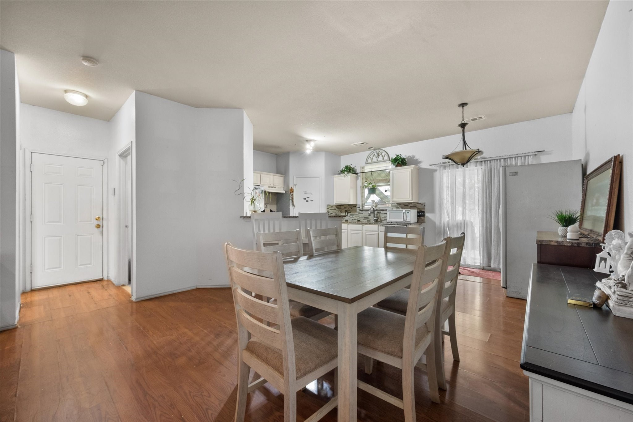 3005 Ronay Drive Forest Hill TX 76140