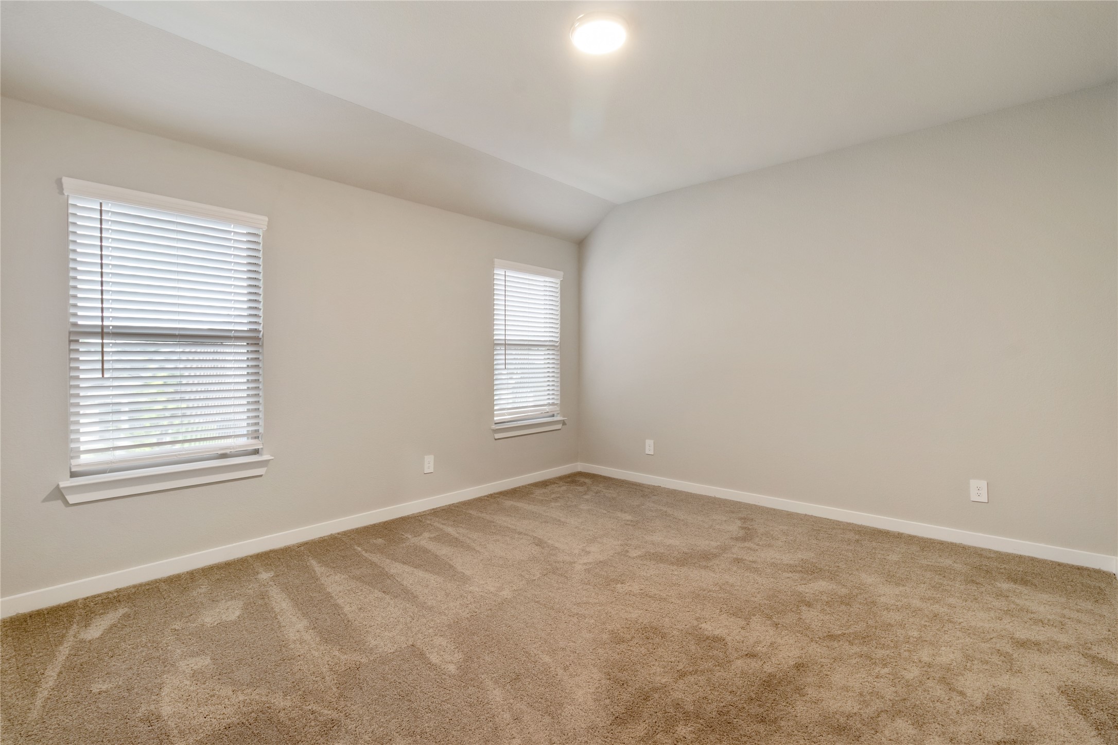 652 Congressional Avenue Red Oak TX 75154