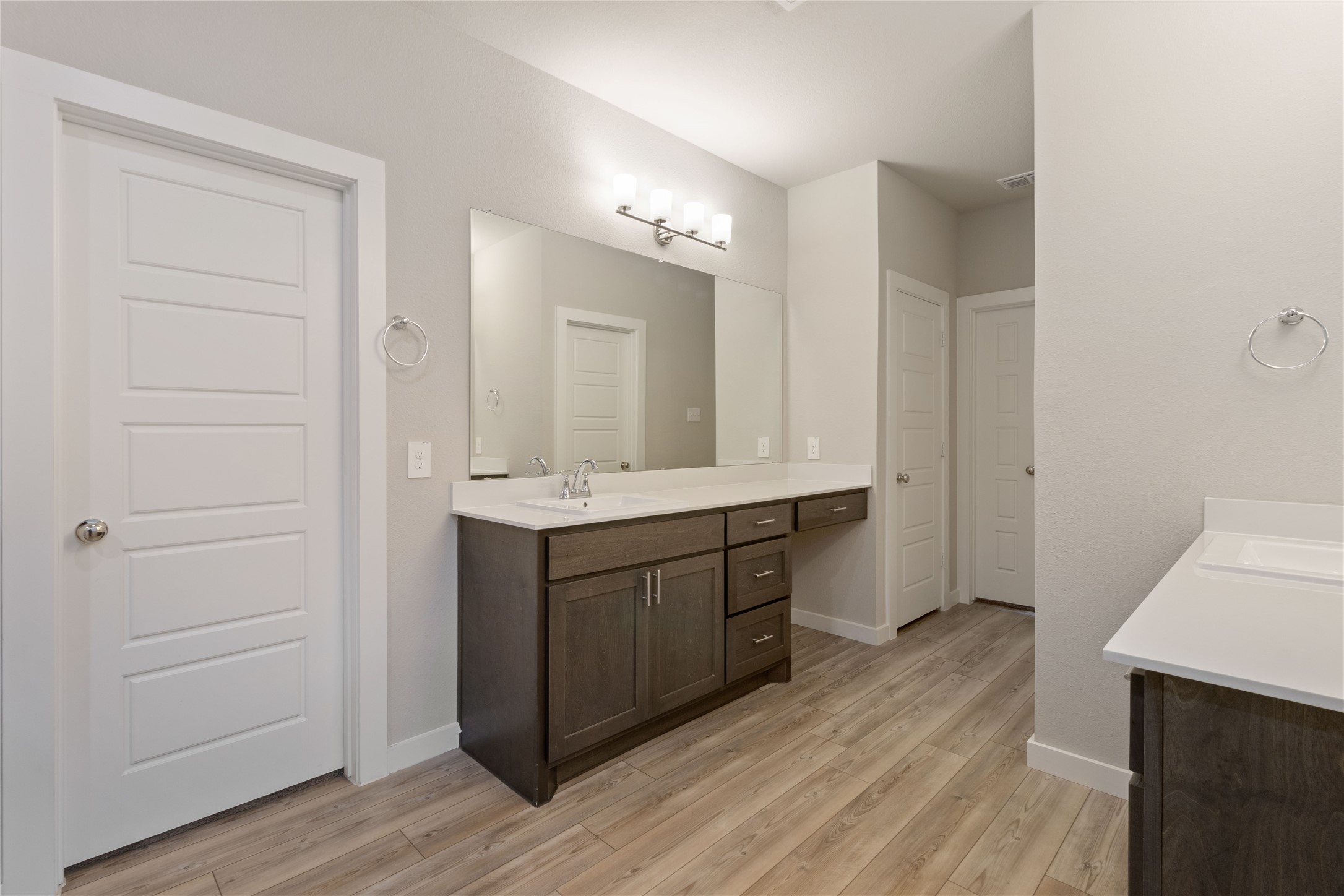 652 Congressional Avenue Red Oak TX 75154