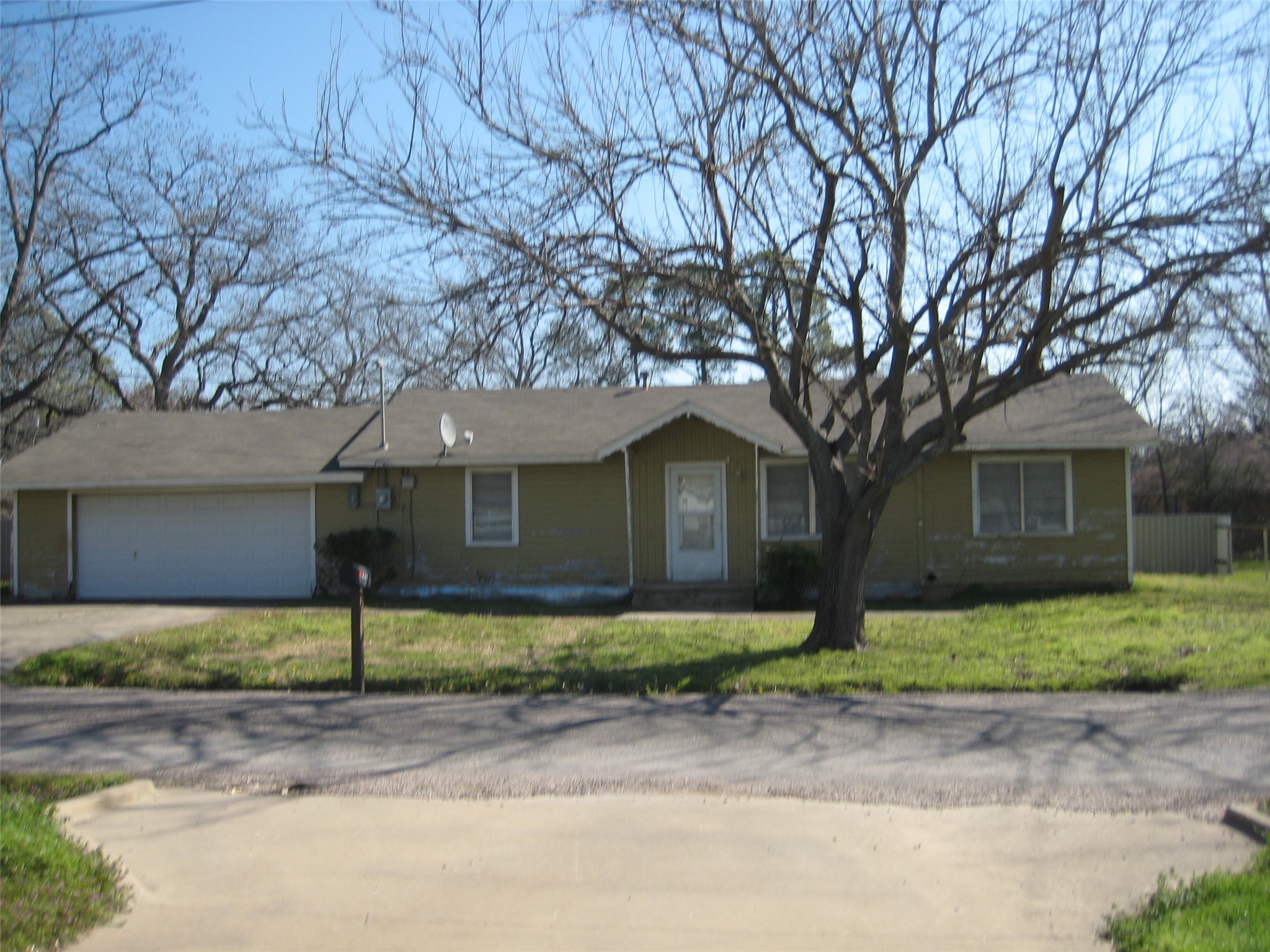 303 N Lamar Street Tioga TX 76271