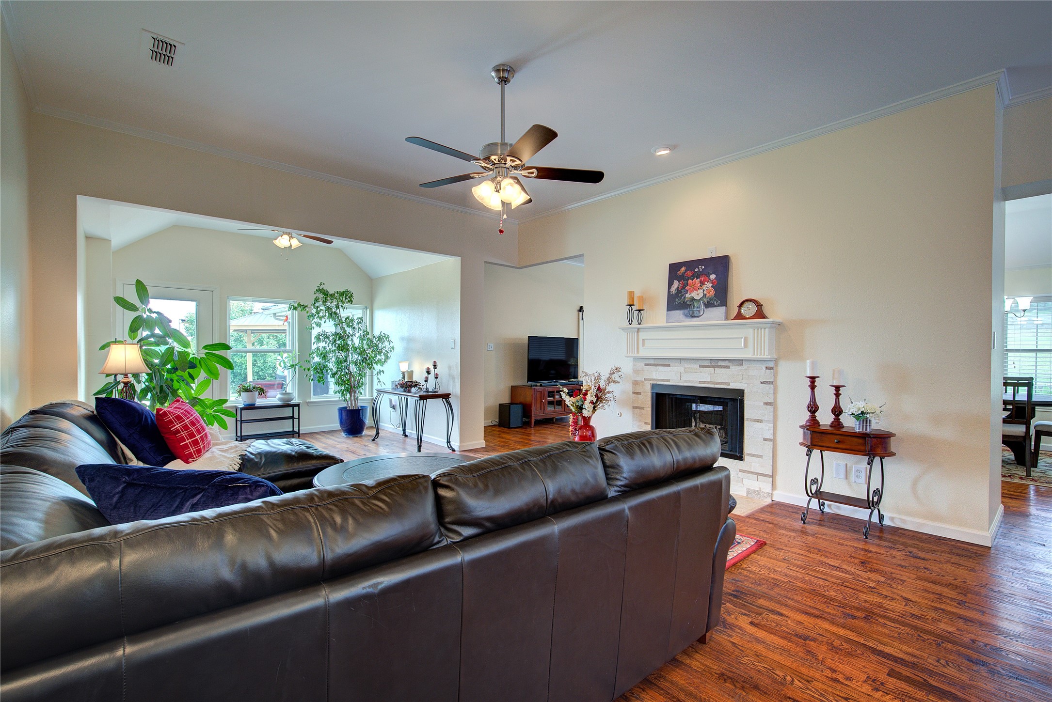 11 Lakeway Drive Heath TX 75032