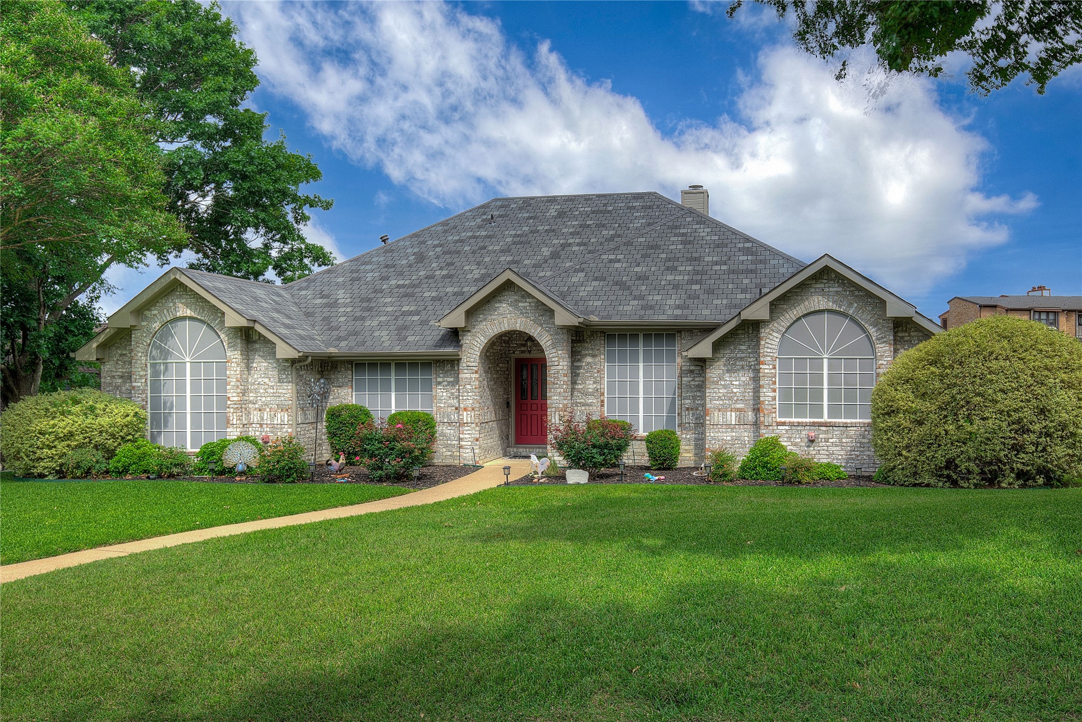 11 Lakeway Drive Heath TX 75032