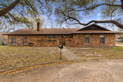 918 Saint Charles Court Marlin TX 76661