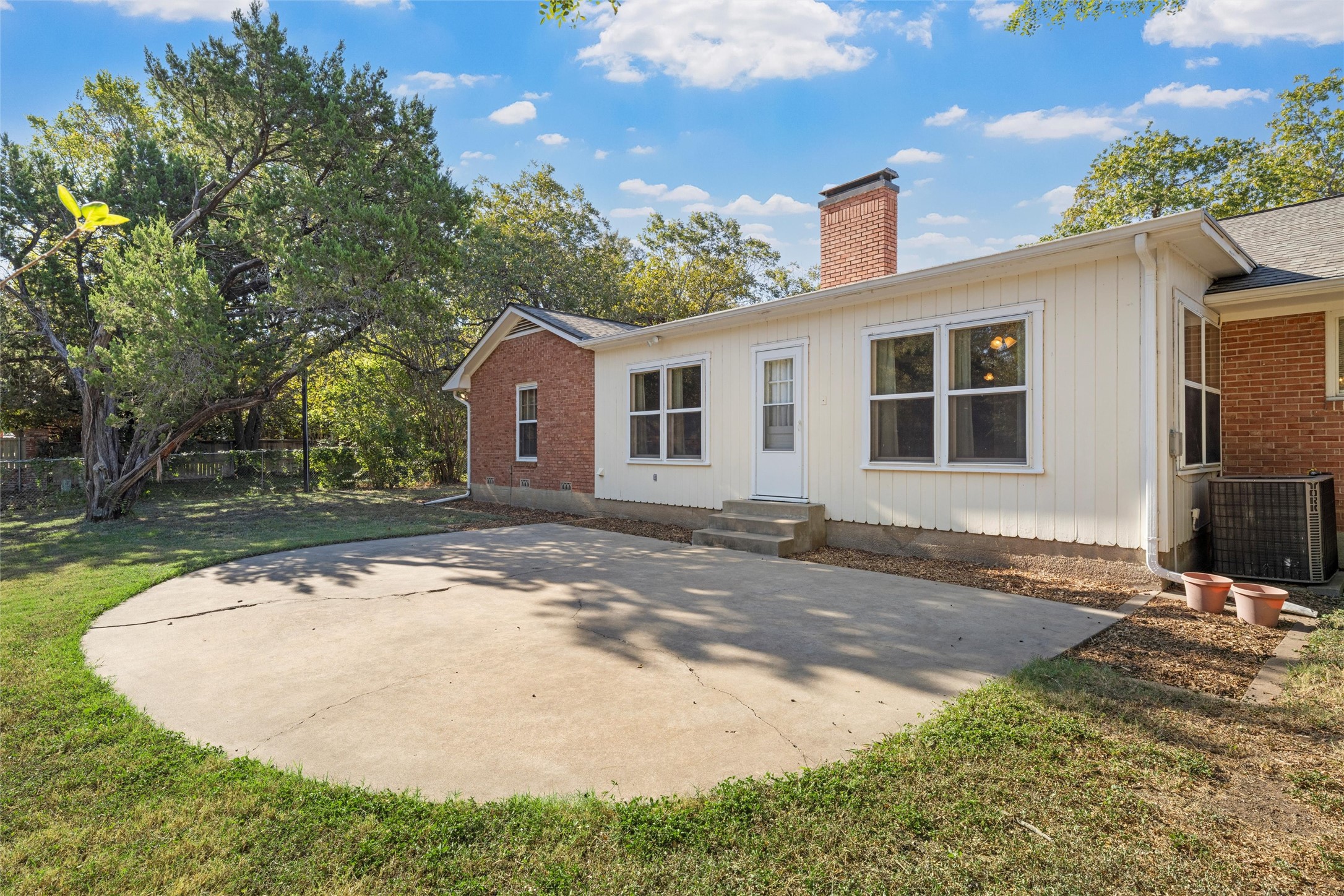 4825 Hillcrest Drive Waco TX 76710