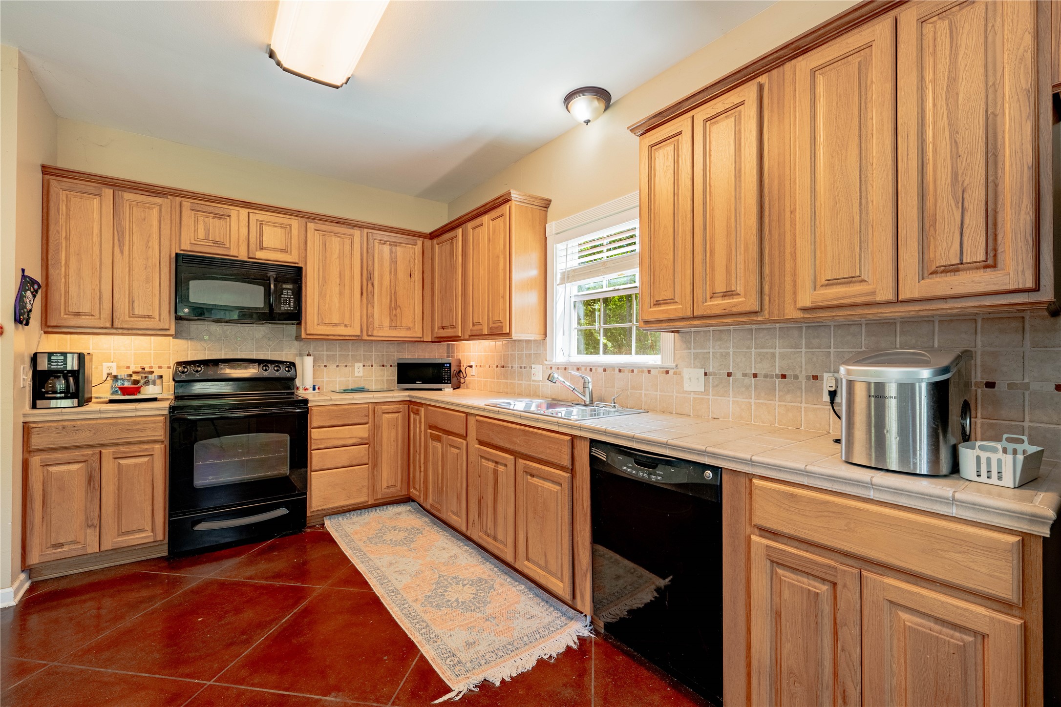 458 Cherokee Cove . Drive Jacksonville TX 75766