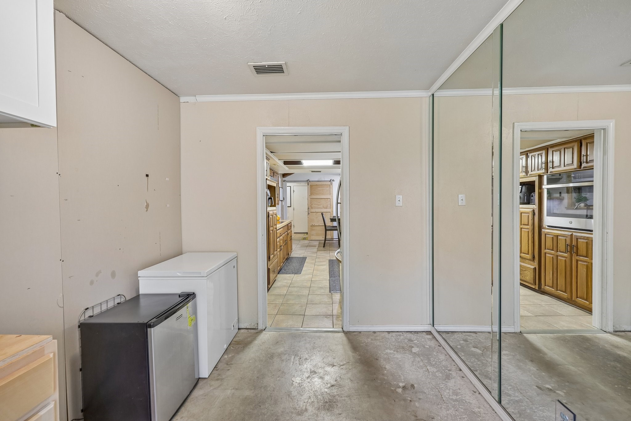 1201 Canadian Circle Grand Prairie TX 75050