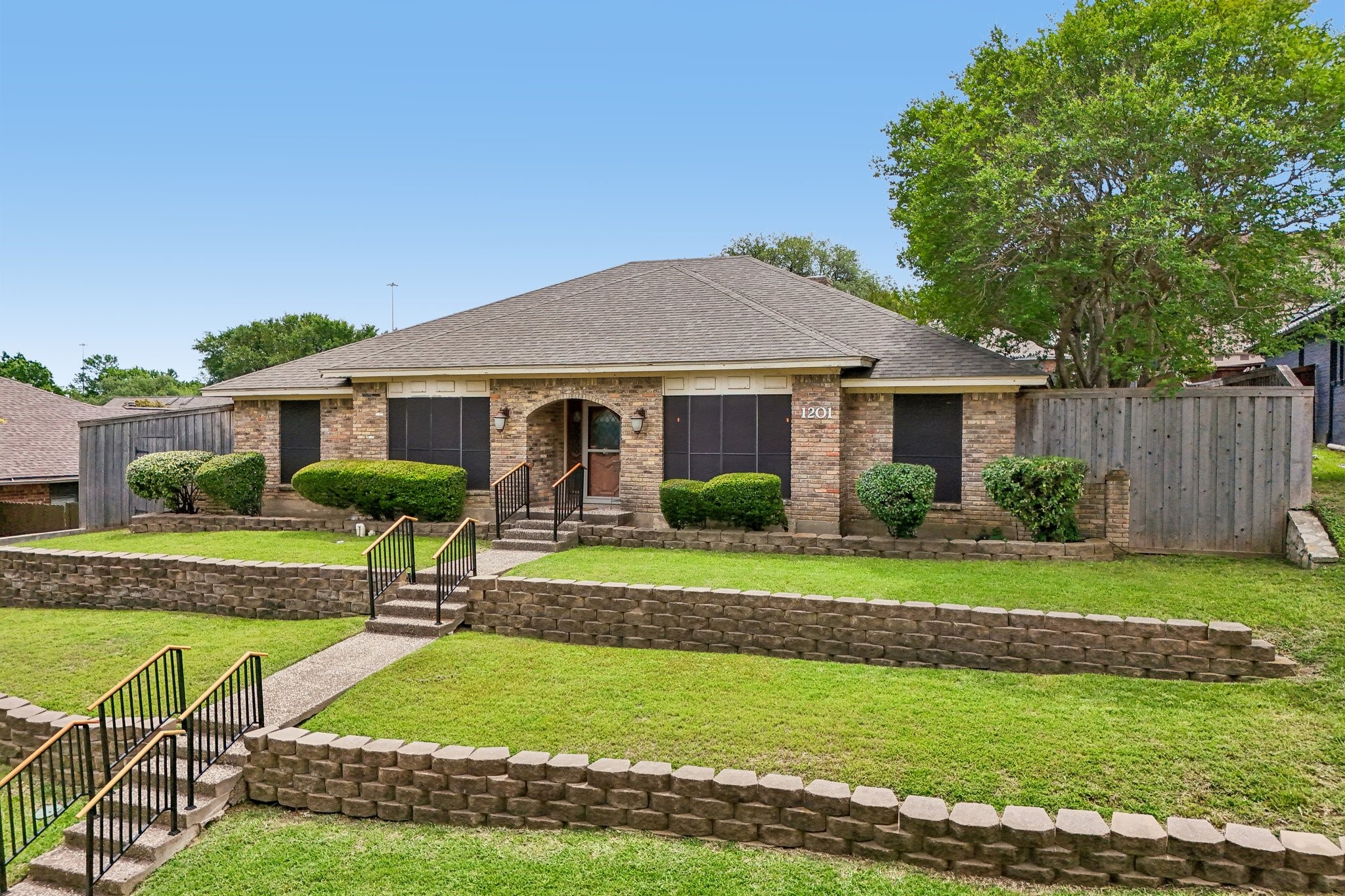 1201 Canadian Circle Grand Prairie TX 75050