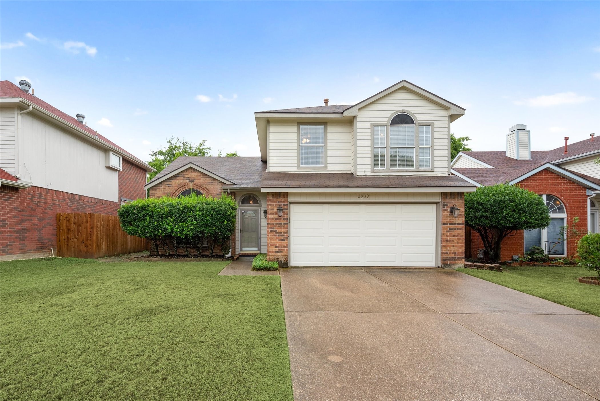 2939 Chanute Drive Grand Prairie TX 75052