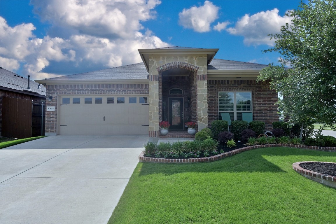 5222 Glen Meadow Drive Arlington TX 76001