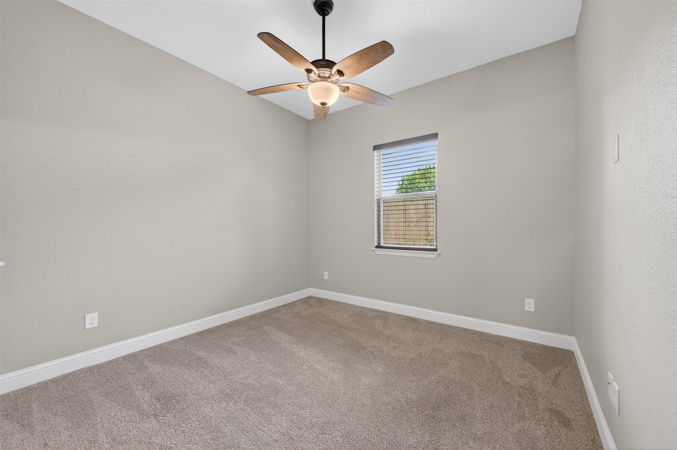 815 W Ball Street Weatherford TX 76086