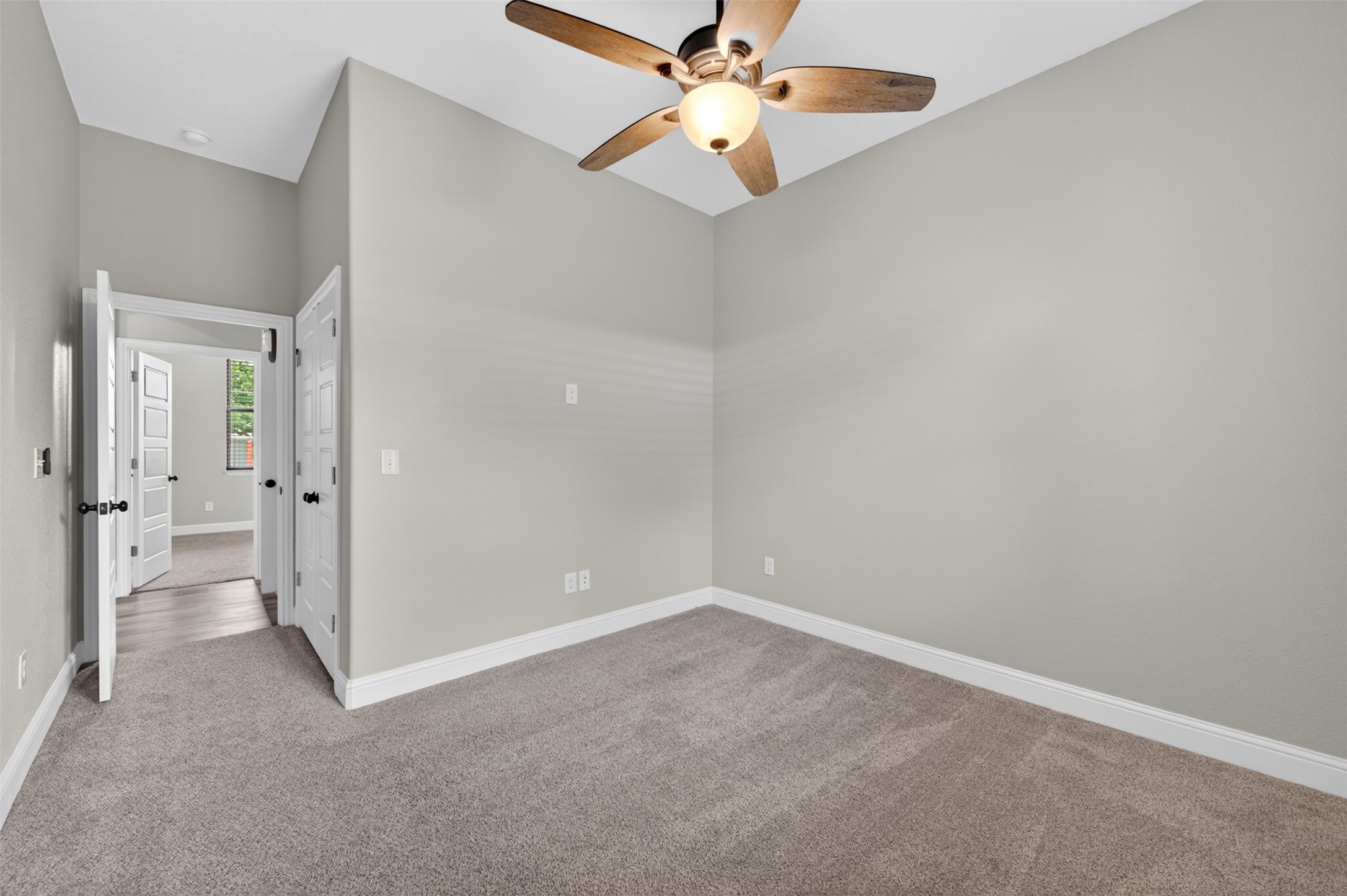 815 W Ball Street Weatherford TX 76086
