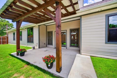 815 W Ball Street Weatherford TX 76086