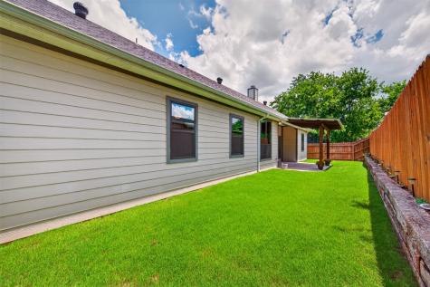 815 W Ball Street Weatherford TX 76086