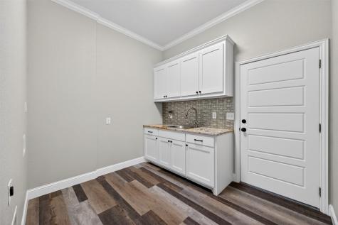 815 W Ball Street Weatherford TX 76086