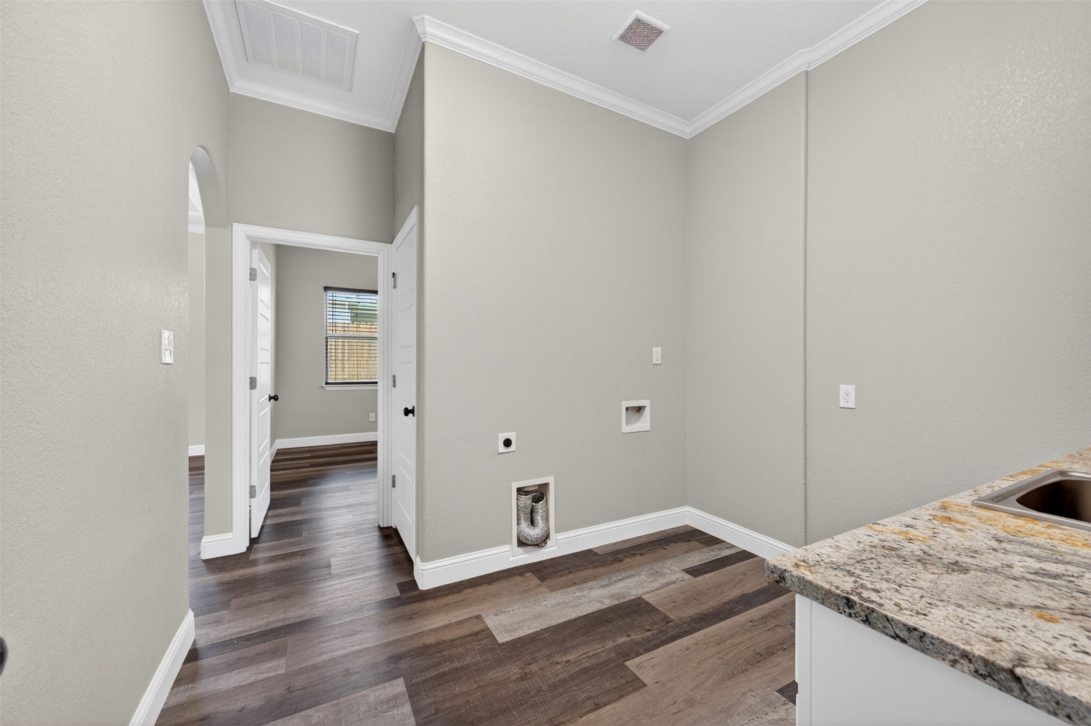 815 W Ball Street Weatherford TX 76086