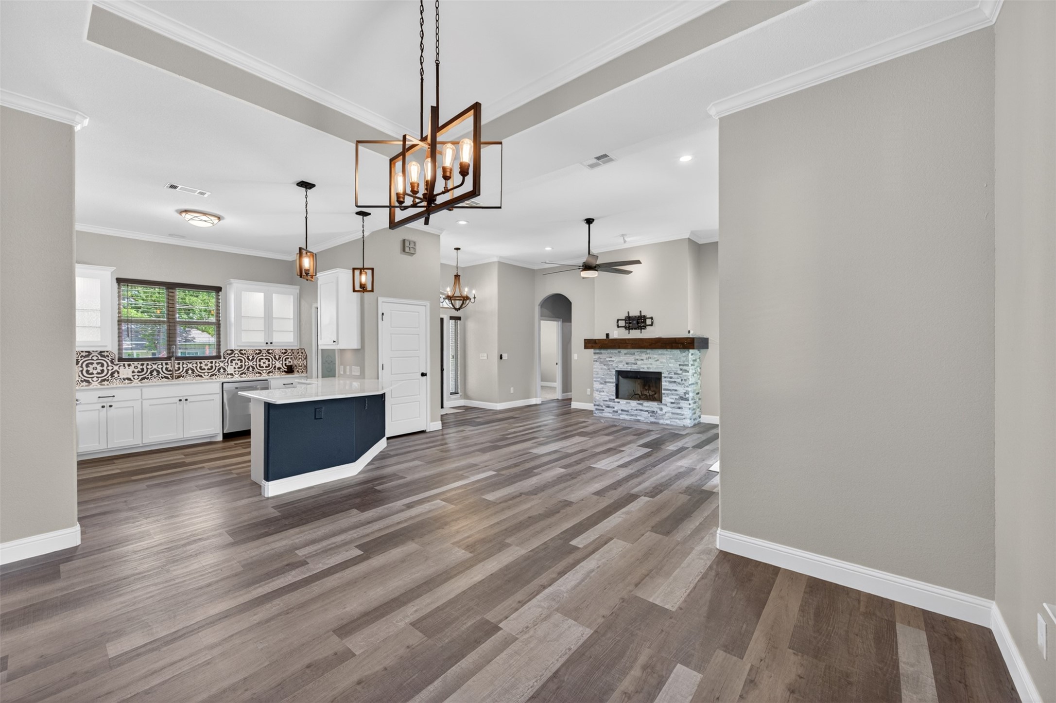 815 W Ball Street Weatherford TX 76086